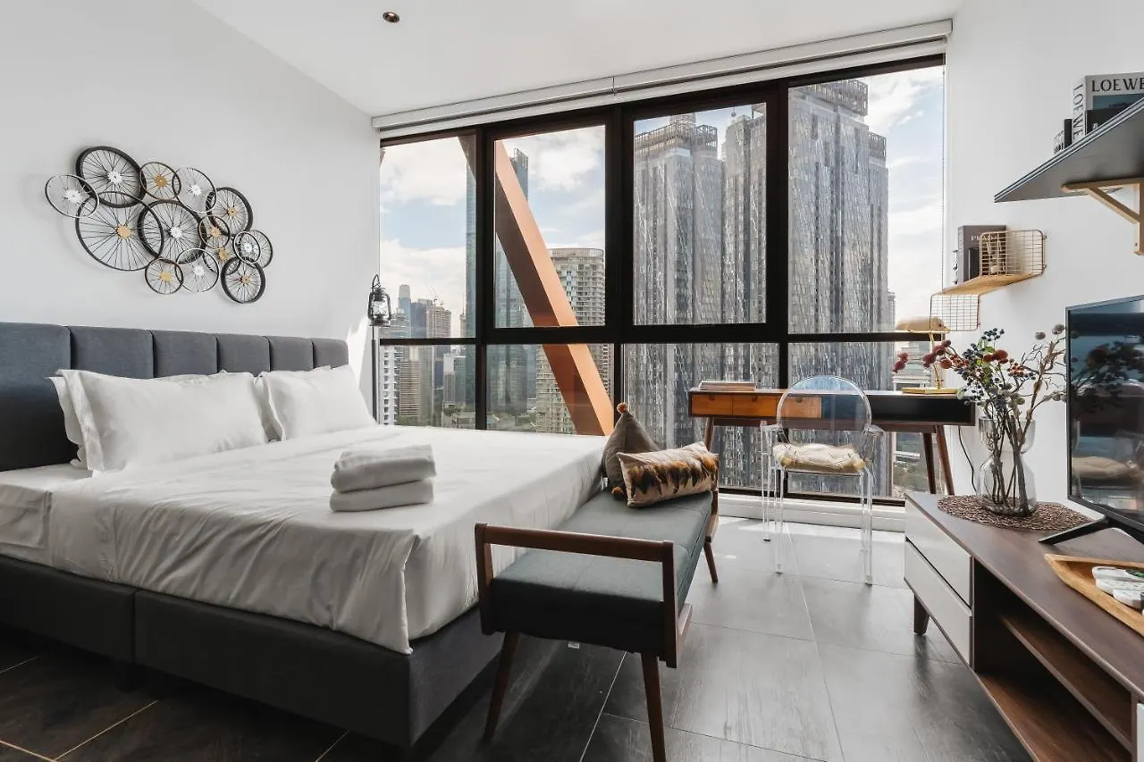 Scarletz Klcc Apartments By Soulasia Kuala Lumpur